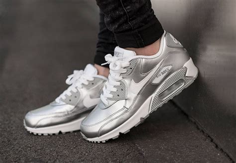 nike air max 90 youth gs schuhe weiß silber|Air Max 90 kids shoes.